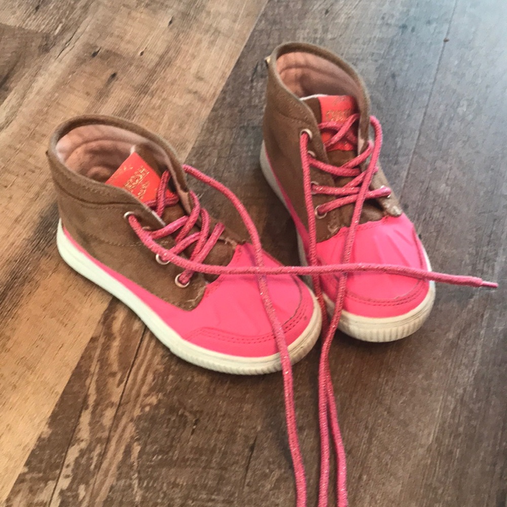 OshKosh girls Boots